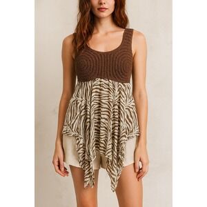 Kaelyn Max Womens‎ Crochet Zebra Handkerchief Hem Top Size Medium Boho Festival